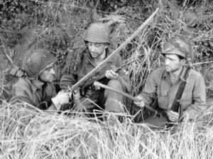 M1 Carbine in service – period pictures – RJ Militaria